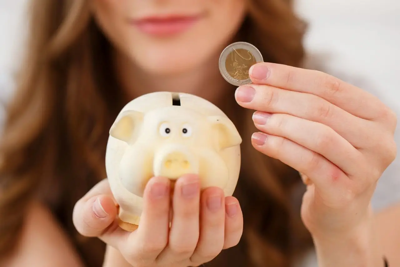 Il metodo semplice che sta aiutando migliaia di persone a risparmiare davvero ogni mese